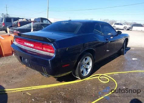 2014 Dodge Challenger Sxt z USA, uszkodzony, nr VIN 2C3CDYAGXEH231927